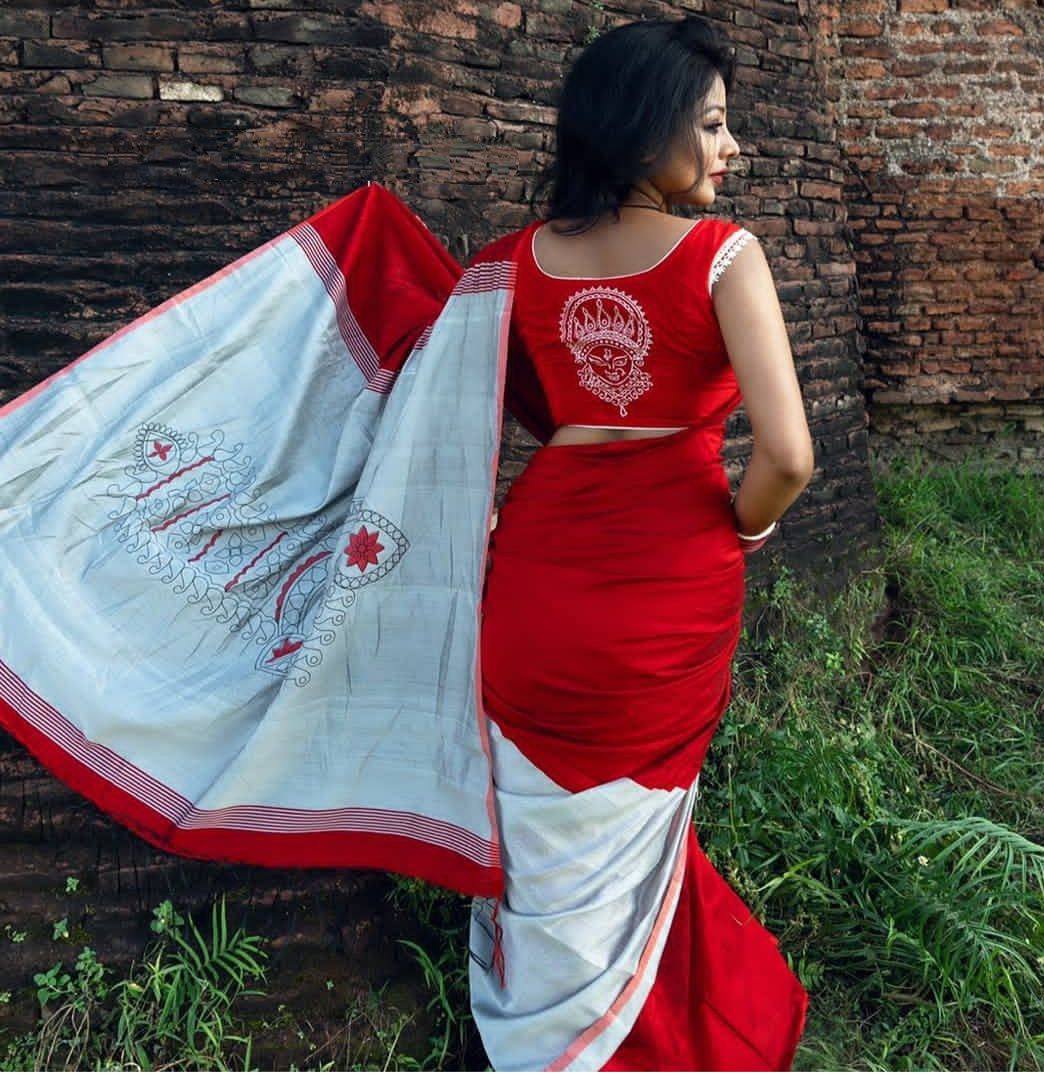 Plain Linen sarees with digital print blouse.